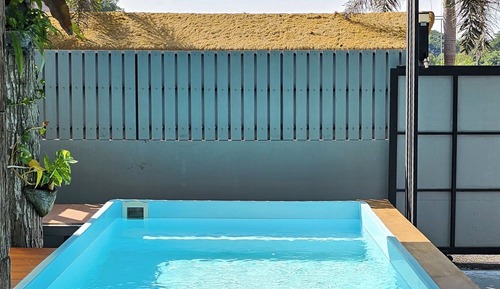 Habitación Deluxe doble, balcón, vistas a la piscina