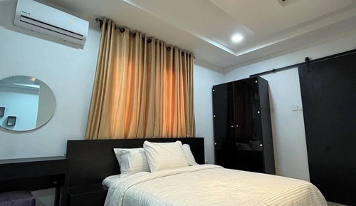 Apartamento económico, balcón, vistas a la ciudad