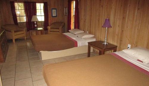 Casa básica, 2 habitaciones, vistas al parque