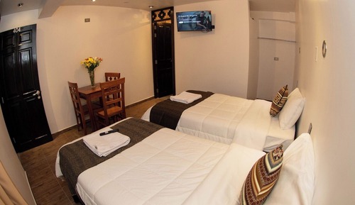 Habitación clásica con 2 camas individuales