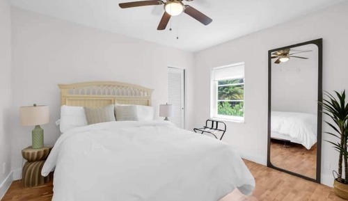 Unit 2 Bluejay Queen Oceanfront Condo