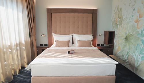 Habitación doble superior, 1 cama de matrimonio grande, balcón