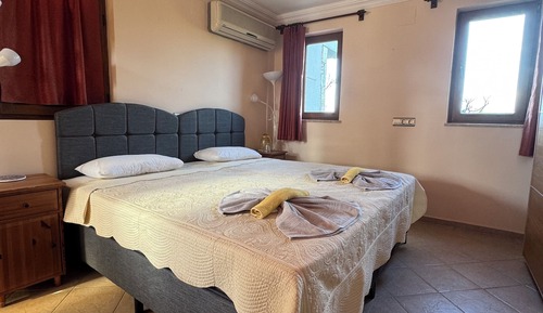 Comfort Room, Mountain View