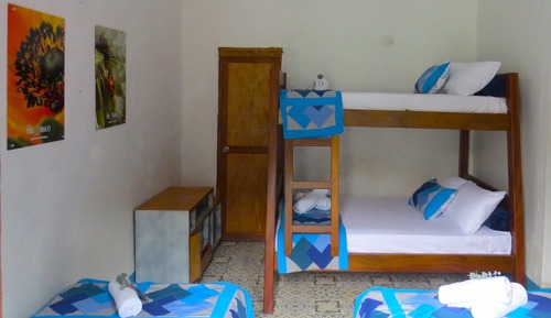 Habitación cuádruple familiar, vistas a la montaña