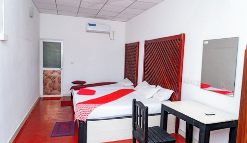 Habitación triple estándar, varias camas, Aire acondicionado, vistas al mar