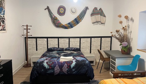 Habitación cuádruple familiar, 2 camas de matrimonio, balcón, vistas al río