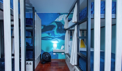 Dormitorio compartido estándar, vistas al patio