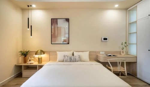 Apartamento básico, balcón, vistas a la ciudad