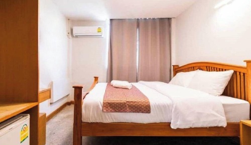 Habitación básica doble, vistas a la ciudad