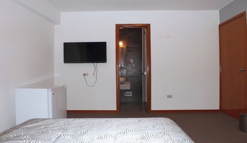 Habitación Confort, 1 cama de matrimonio, vistas a la ciudad