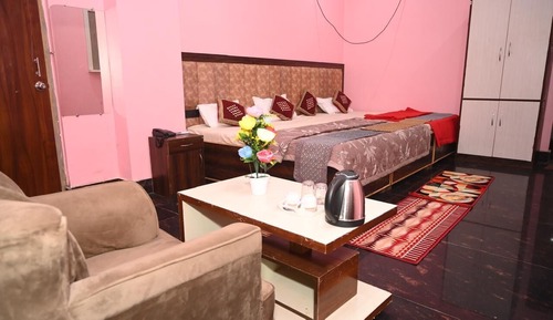 Habitación familiar con 1 cama doble o 2 individuales
