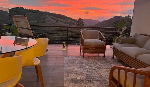 Apartamento Confort, 2 habitaciones, vistas a la montaña