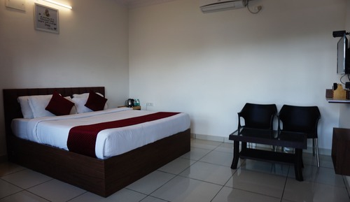 Habitación Deluxe doble, 1 cama de matrimonio grande, vistas al jardín