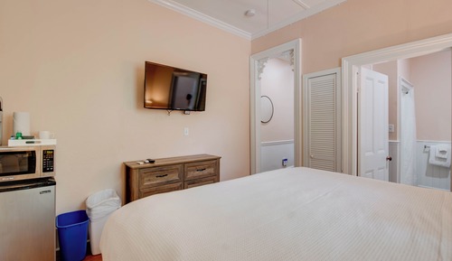 Banana Split - One Bedroom Apartment, Balcony