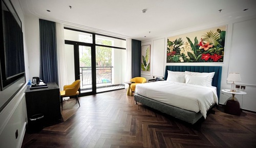 Habitación Deluxe con 1 cama doble o 2 individuales, balcón, vistas al jardín