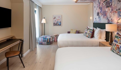 Habitación básica, 2 camas de matrimonio