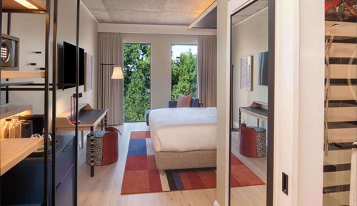 Habitación, 1 cama de matrimonio grande con sofá cama, vistas a la montaña