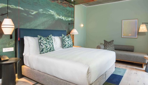Habitación, 1 cama de matrimonio grande con sofá cama