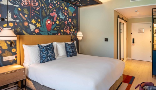 Habitación, 1 cama de matrimonio grande con sofá cama