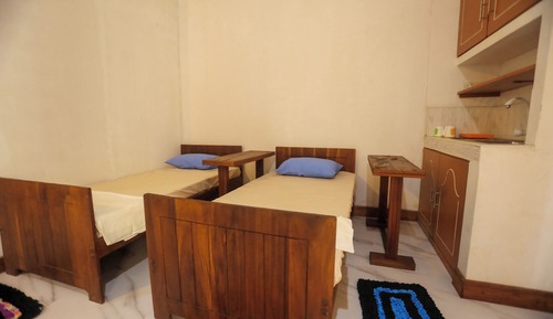 Habitación familiar, vistas al jardín