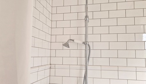 Habitación Confort doble, 2 camas individuales, baño privado, vistas al jardín