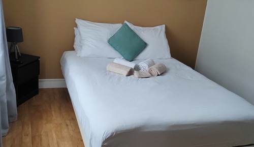 Habitación triple Confort, vistas a la ciudad