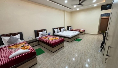 Family Room, City View
