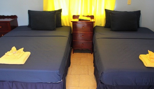 Habitación cuádruple económica