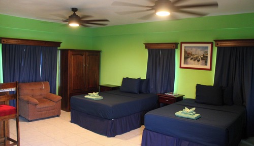 Habitación cuádruple Deluxe
