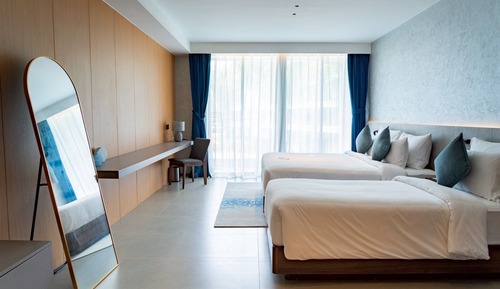Habitación triple Premier, balcón, vistas al mar
