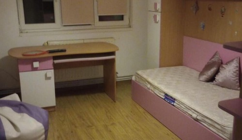 Apartamento, 4 habitaciones, fumadores, balcón