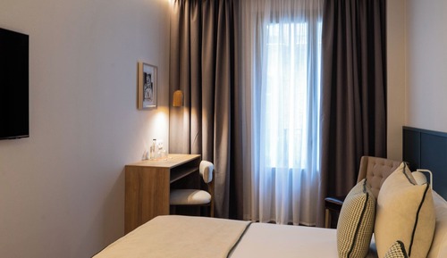 Habitación estándar con 1 cama doble o 2 individuales