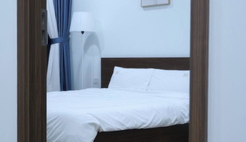 Apartamento superior, 2 habitaciones, cocina, vistas a la ciudad