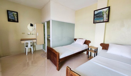 Habitación con 2 camas individuales