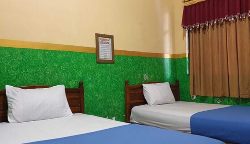 Habitación estándar con 2 camas individuales