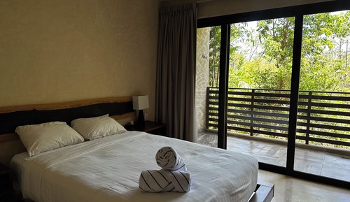 Suite Confort, varias camas, balcón