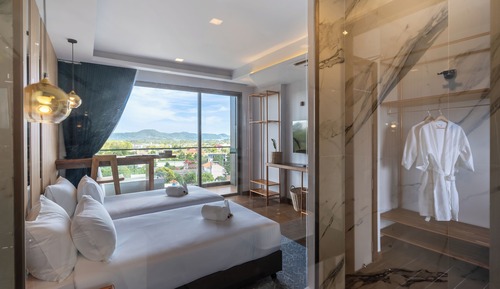 Premium Deluxe Twin Room