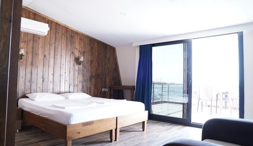 Habitación doble, balcón, vistas al mar