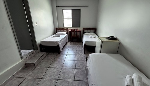 Habitación cuádruple básica