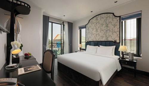 Habitación Deluxe doble, balcón, vistas a la piscina