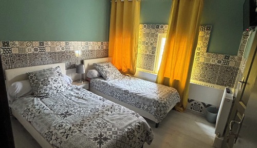 Habitación clásica con 1 cama doble o 2 individuales