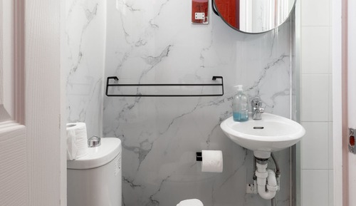 Habitación doble, baño privado (1)