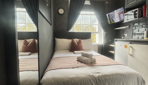 Habitación doble, baño privado