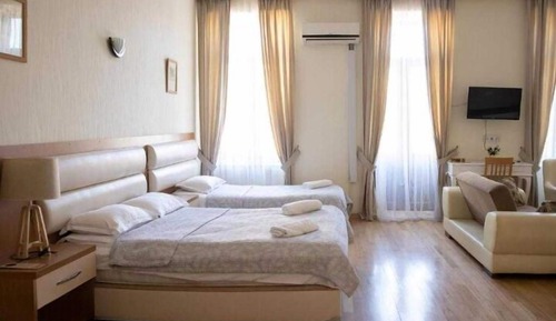 Apartamento familiar, balcón, vistas a la ciudad