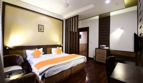 Luxury Double Room, City View