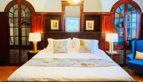 Habitación clásica, 1 cama de matrimonio grande (The Governor's Getaway-On 1st floor)