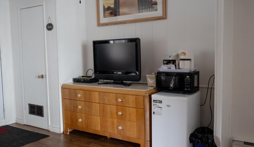 Habitación romántica, 1 cama de matrimonio grande, bañera de hidromasaje