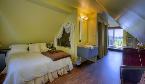 Habitación estándar, 1 cama de matrimonio con sofá cama, bañera de hidromasaje