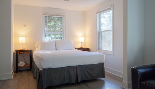 Casa de campo, 2 habitaciones (1 Queen & 2 Twin Beds - Pet Friendly )