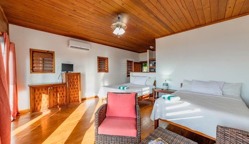 Oak Ridge Suite - Premium Studio, 2 Double Beds, Oceanview, Ground Floor Unit